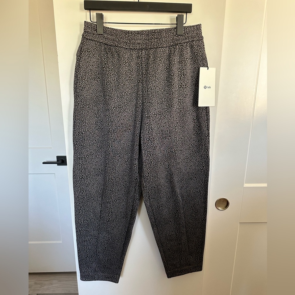 NWT Rare Lululemon The LAB Double-Knit Jacquard Jogger Size Medium